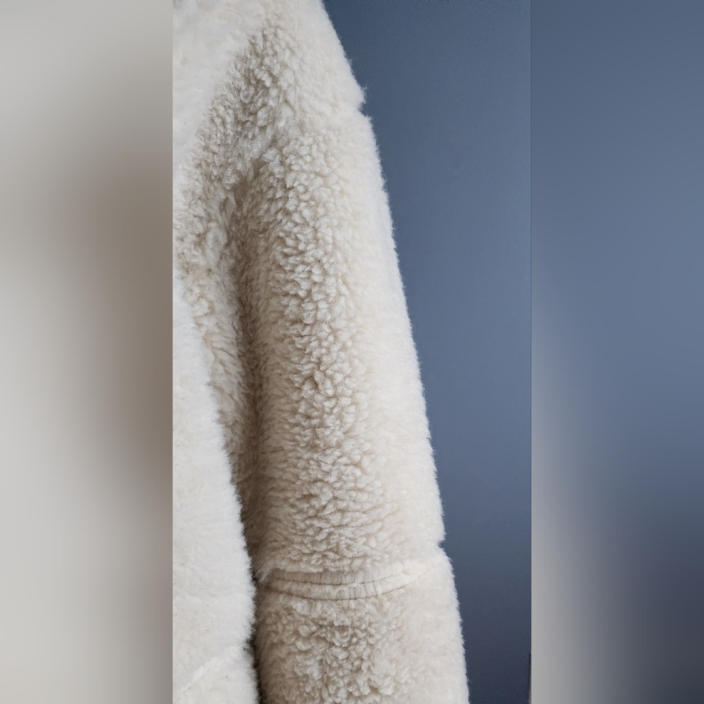 Women's Cream Shearling Jacket - Picture 12 of 14